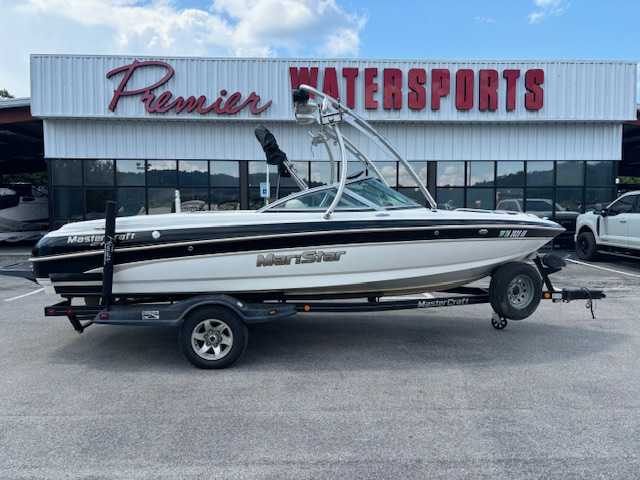 2004 Mastercraft Maristar - Image 1