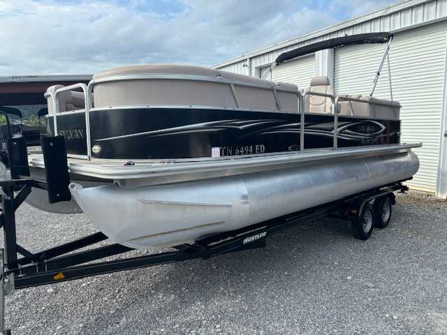 2013 Sylvan Mirage 8522 - Image 1