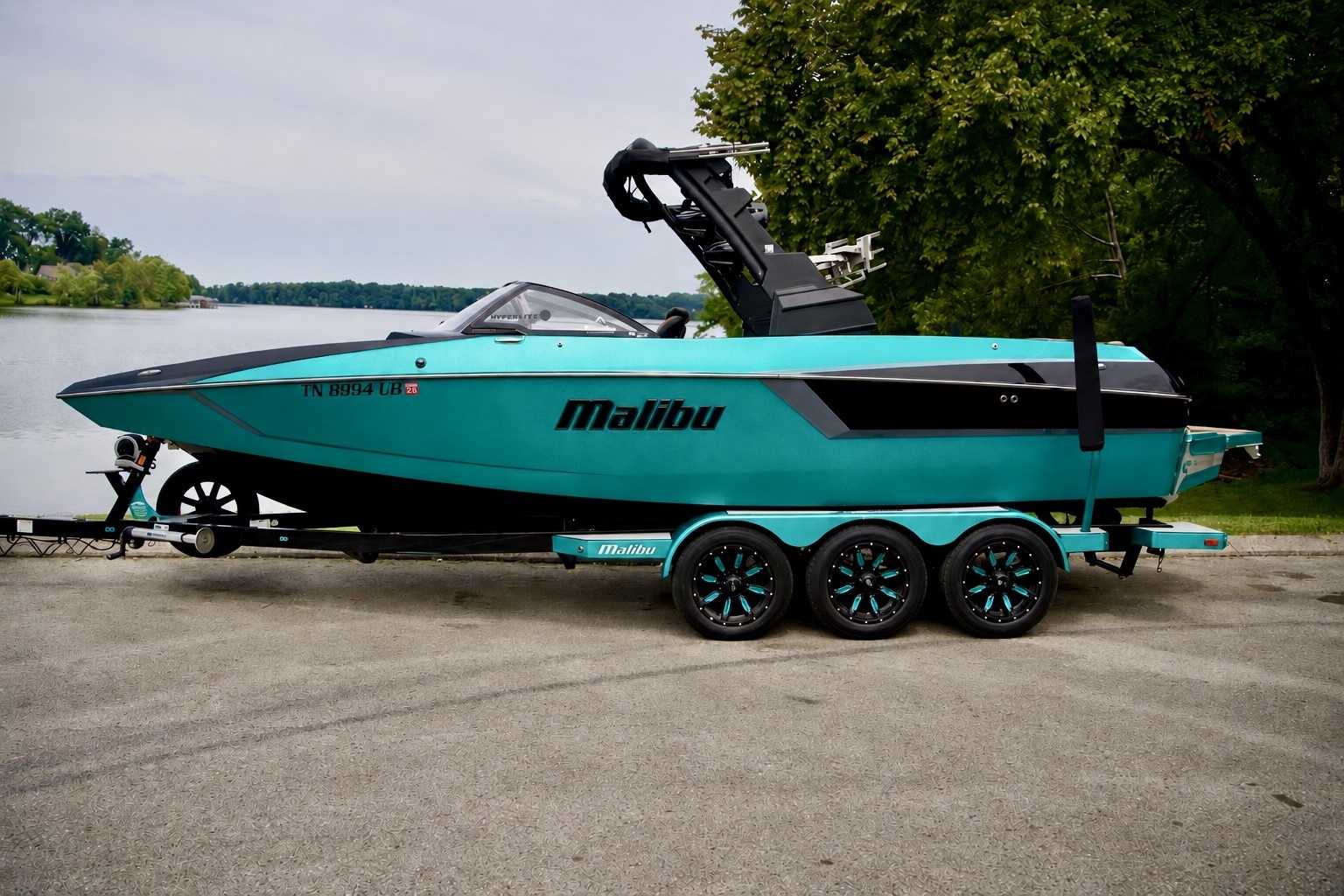 2019 Malibu 24 MXZ - Image 9