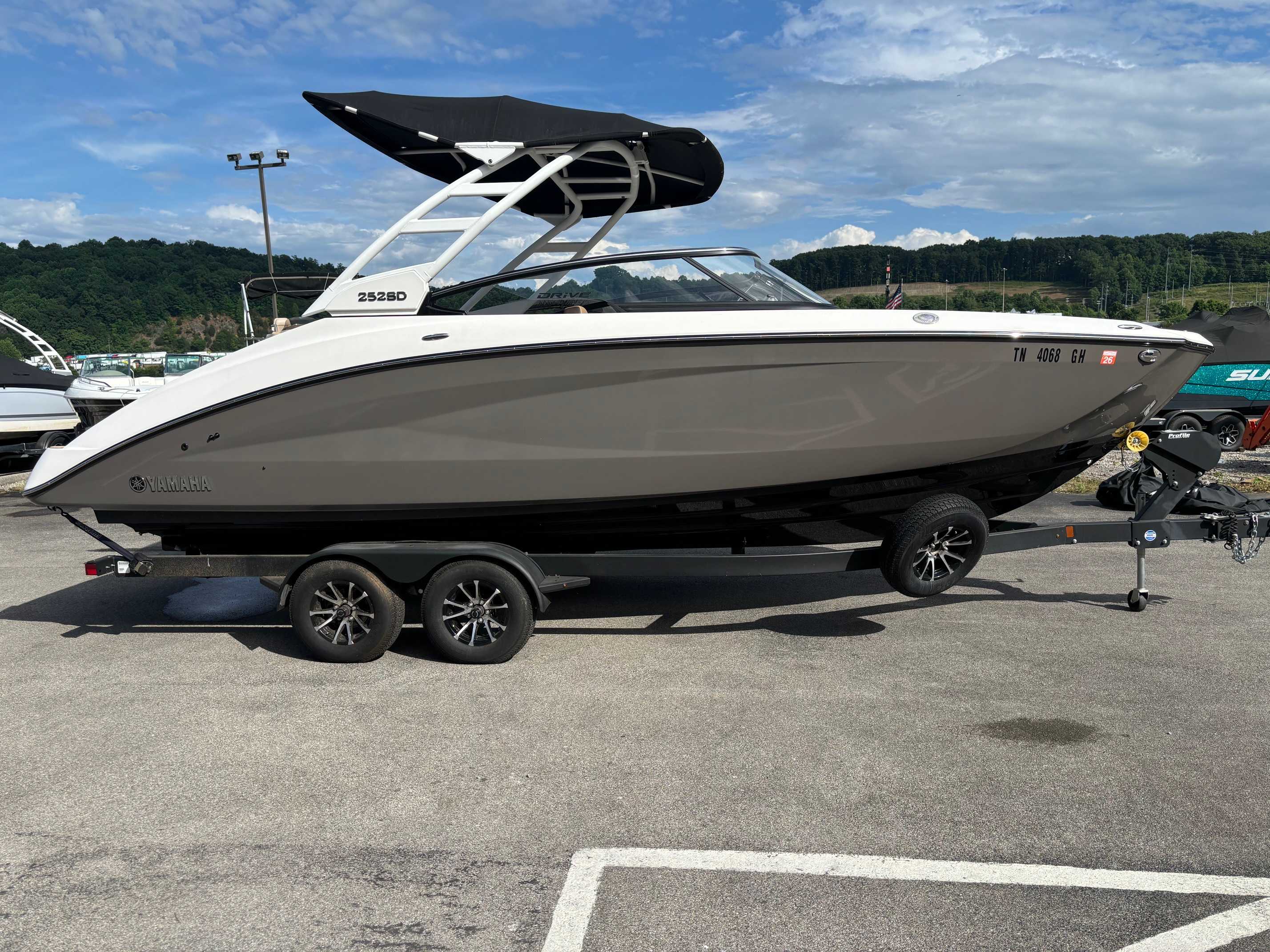 Boating on Norris Lake: Boats in Stock Near Jacksboro