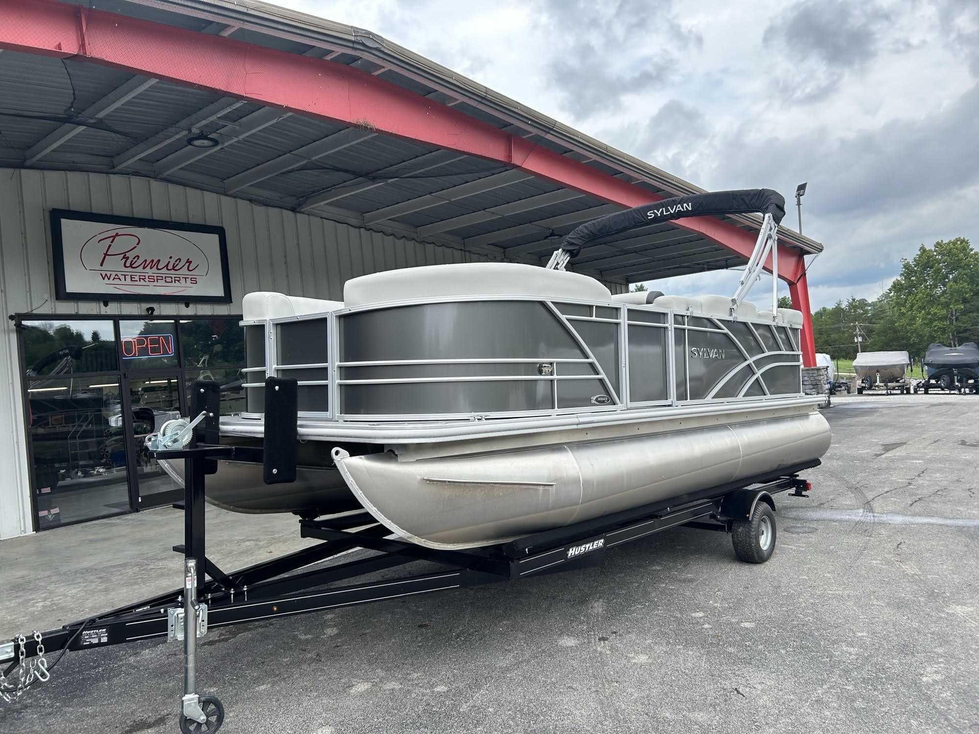 2025 Sylvan 820 Crs - Image 1