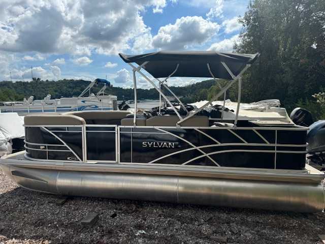 2025 Sylvan 820 PF - Image 1