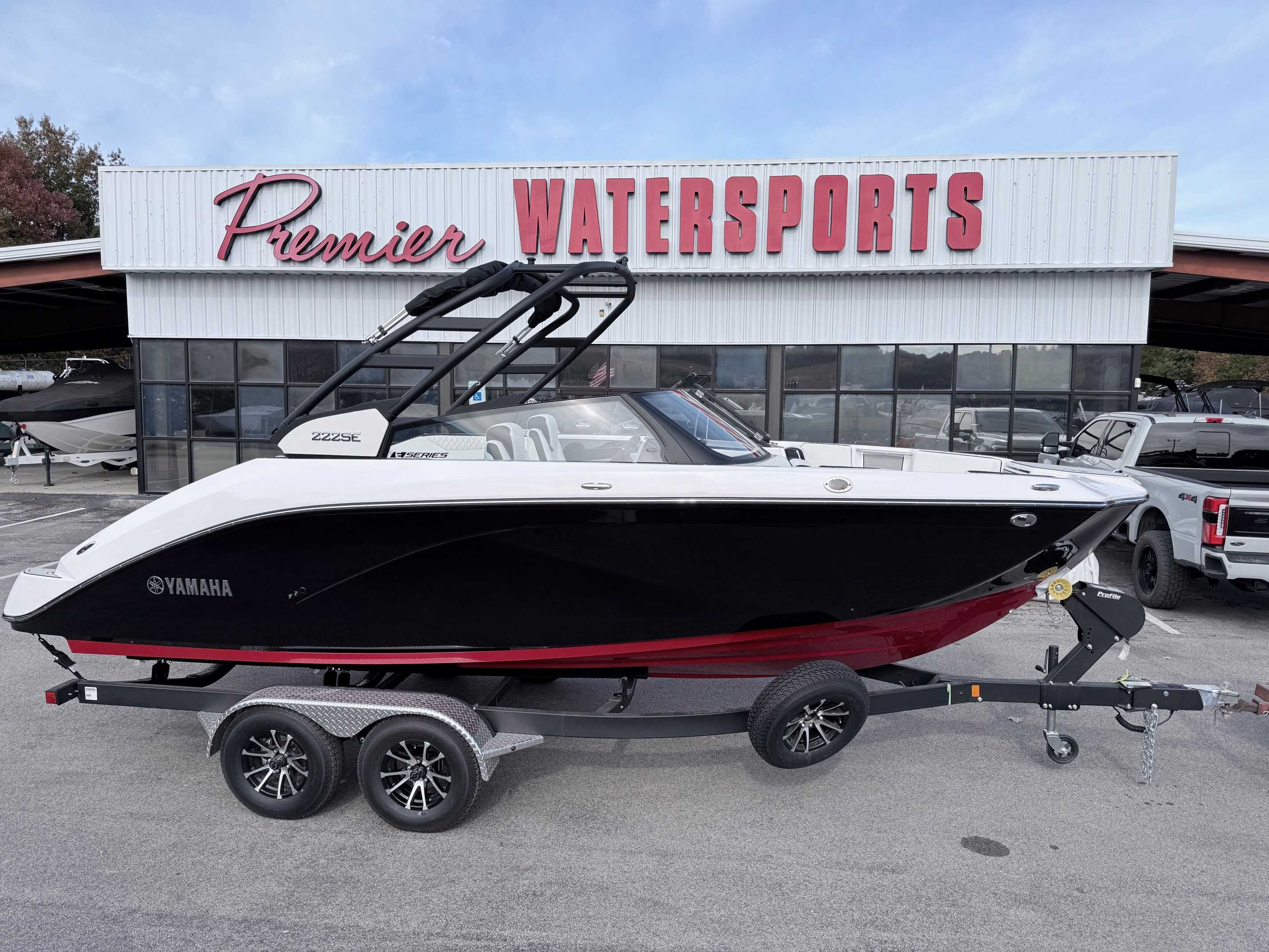 2025 Yamaha 222 SE - Image 1