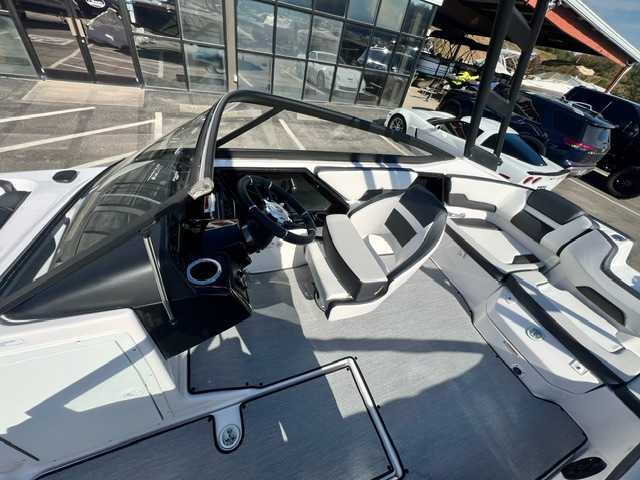 2025 Yamaha AR195 - Image 1