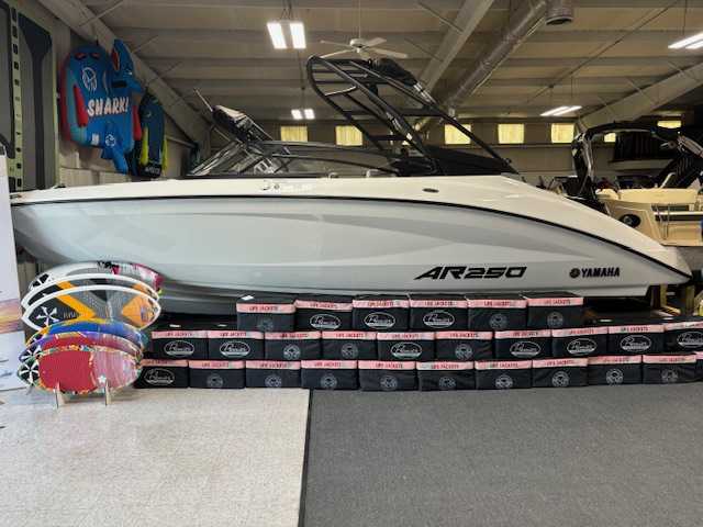 2025 Yamaha AR250 - Image 1