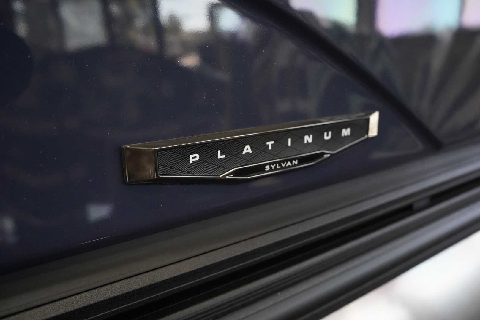 2027 Sylvan X1 ULZ Platinum - Image 3