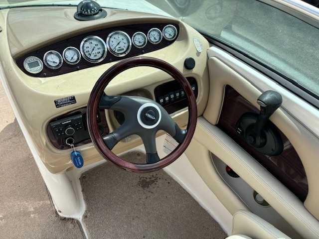 Chaparral 254 Sunesta