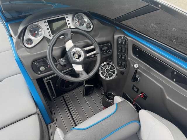 Supra Launch 242
