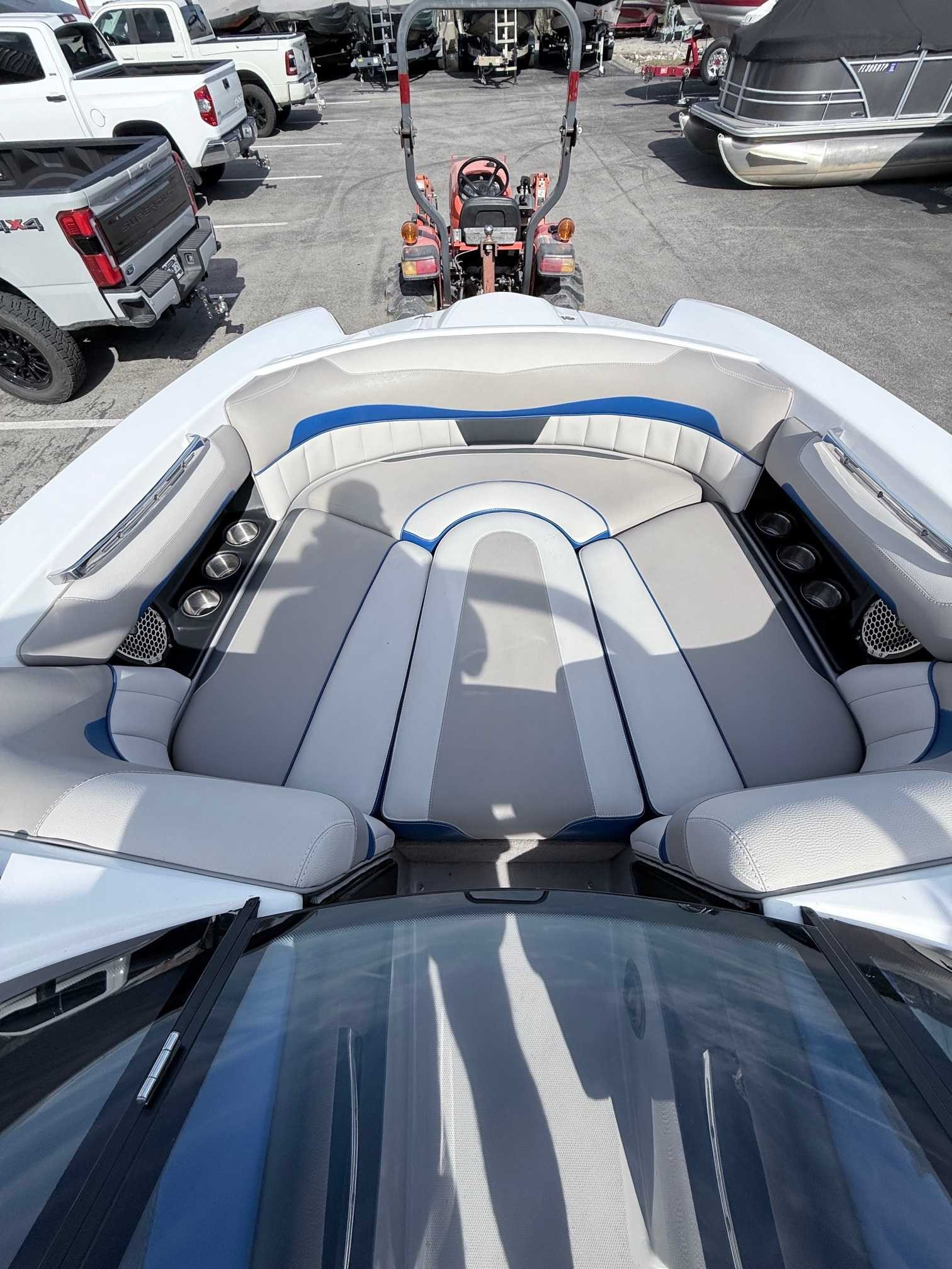 Malibu 22 MXZ