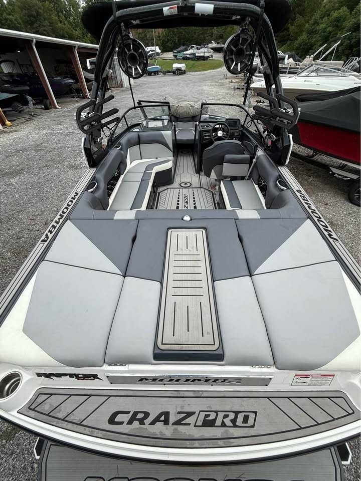 Moomba Craz Pro