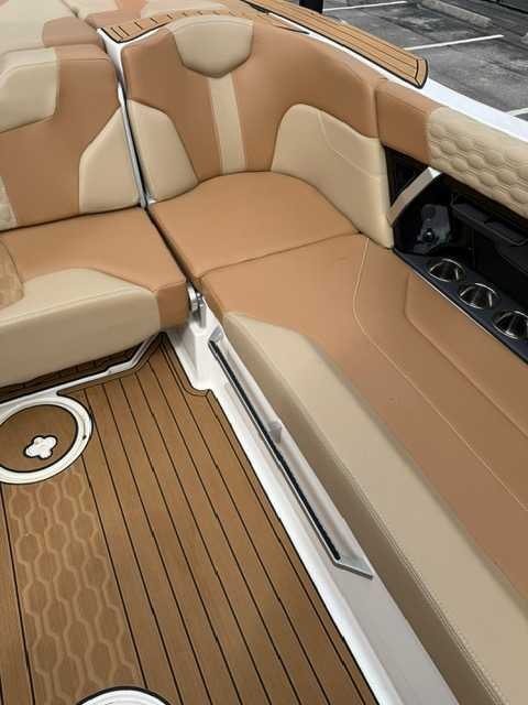 MasterCraft XT23 Premium Advance