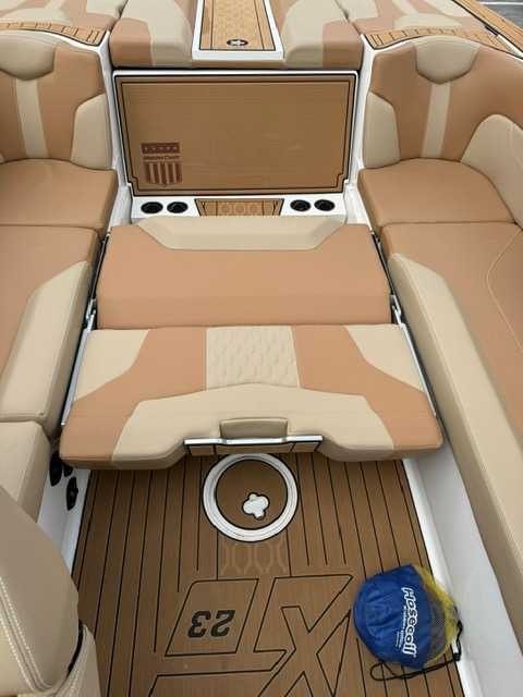 MasterCraft XT23 Premium Advance