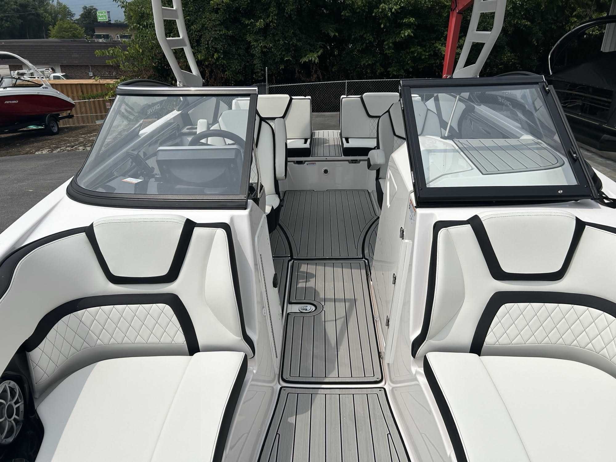 Yamaha Boats 252 SD