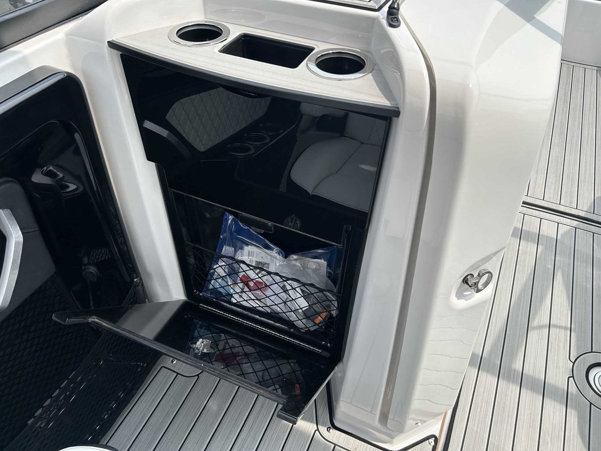 Yamaha Boats 252 SD Below Cost!