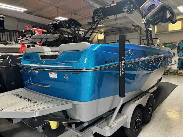 Moomba Max