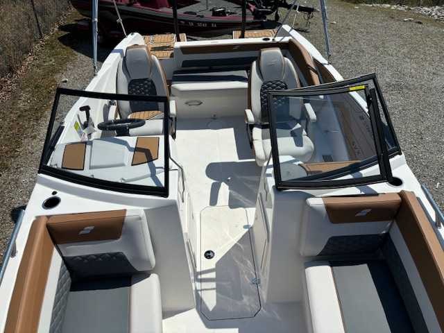 Starcraft SVX 210