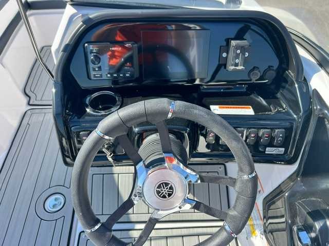 Yamaha Boats 195 S