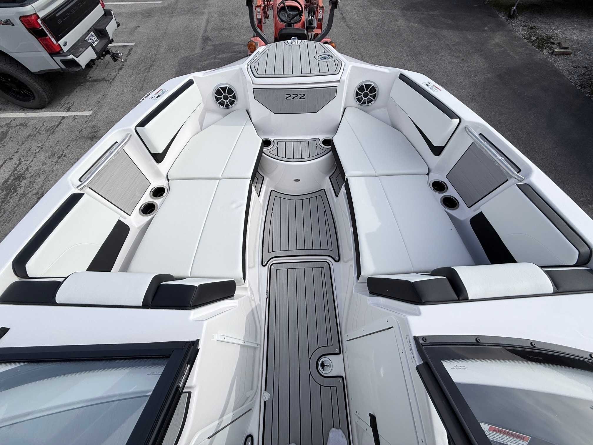 Yamaha Boats 222 SE