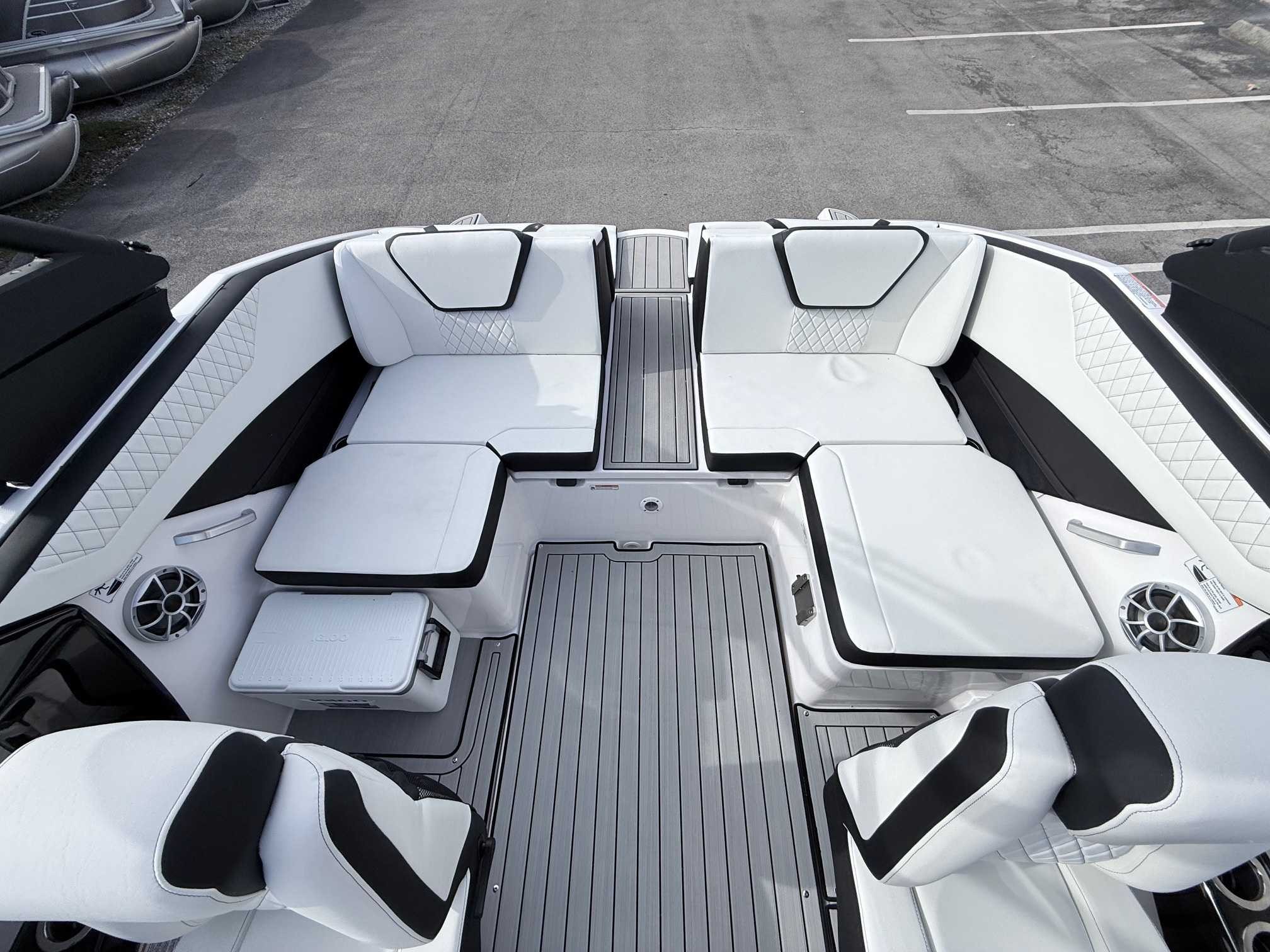 Yamaha Boats 222 SE