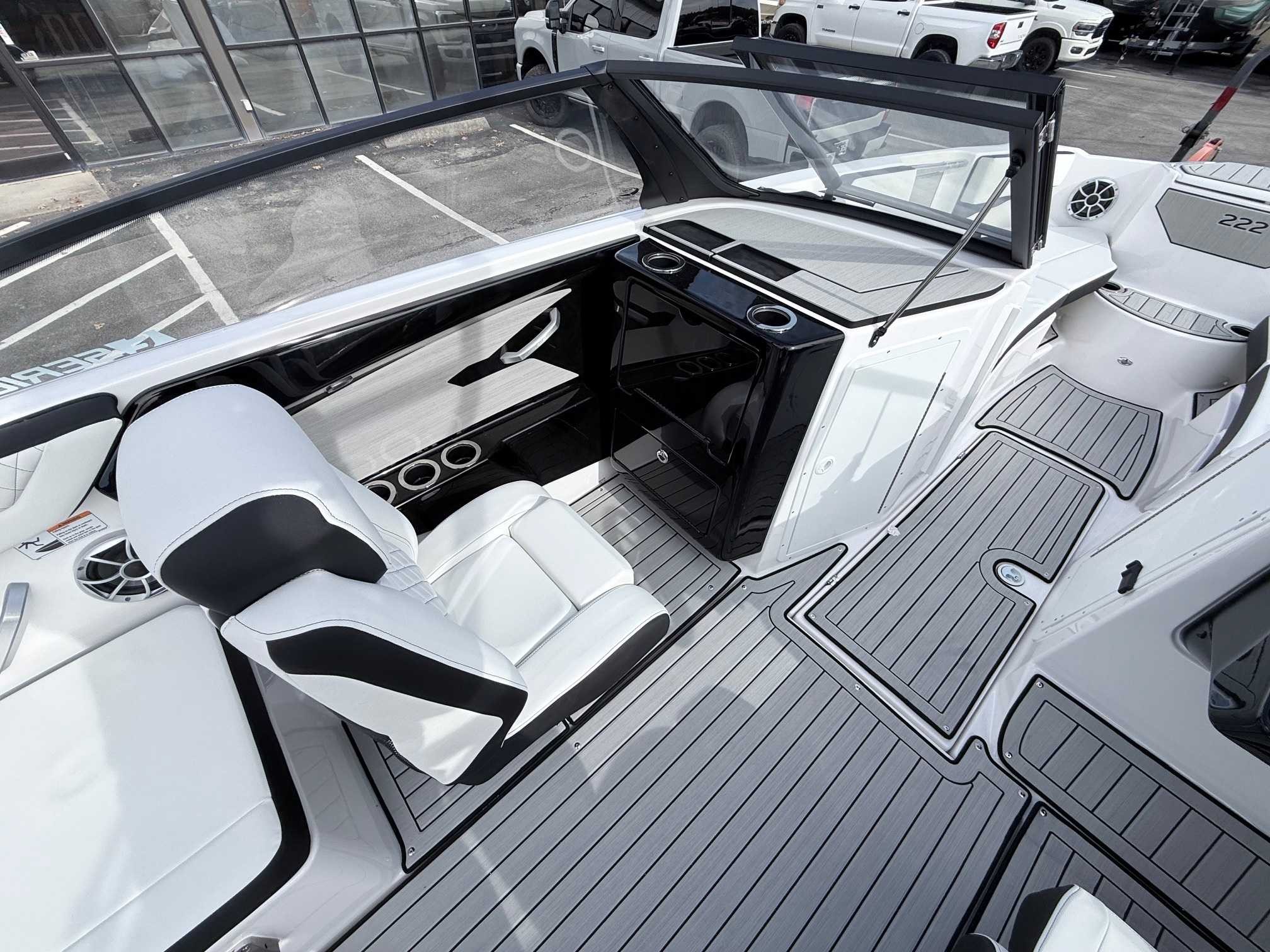 Yamaha Boats 222 SE