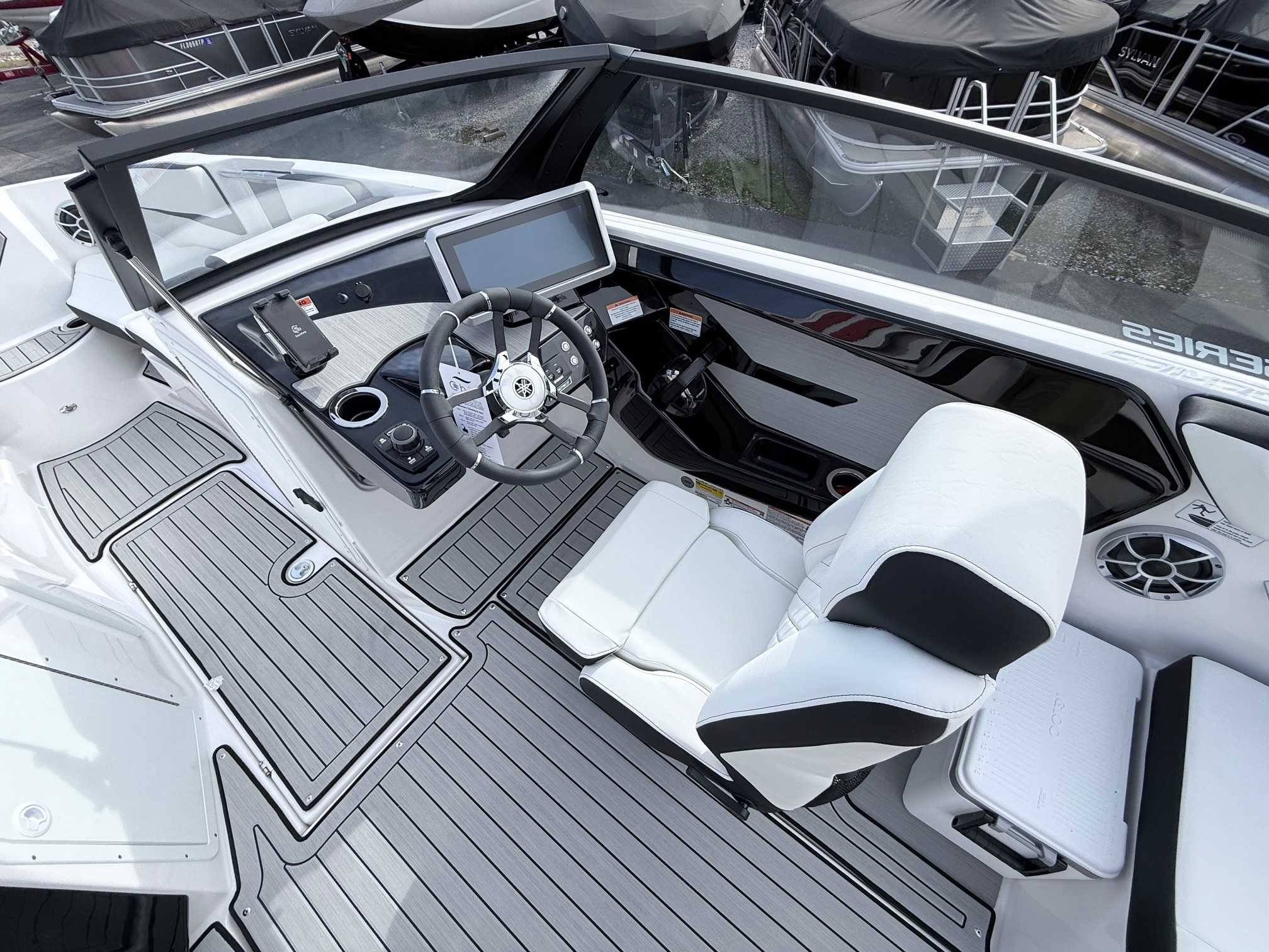 Yamaha Boats 222 SE
