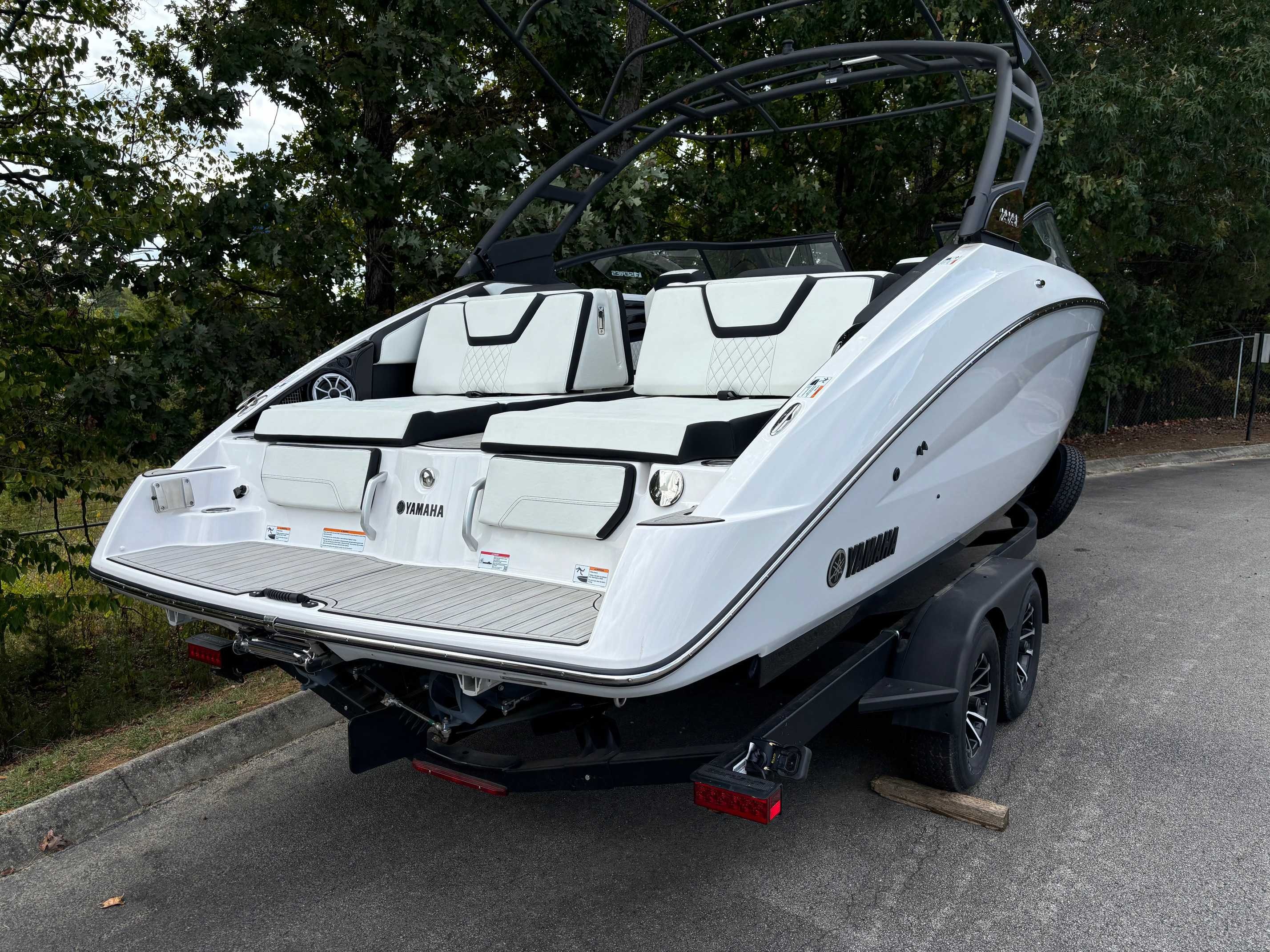 Yamaha Boats 252 SE