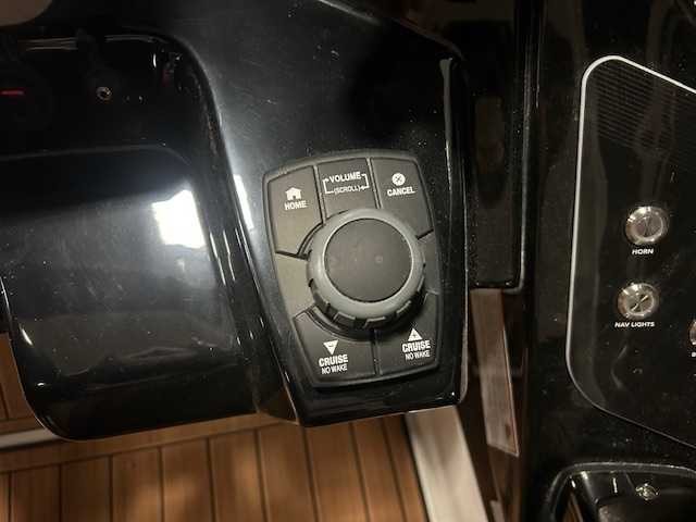 Yamaha Boats 275 SD
