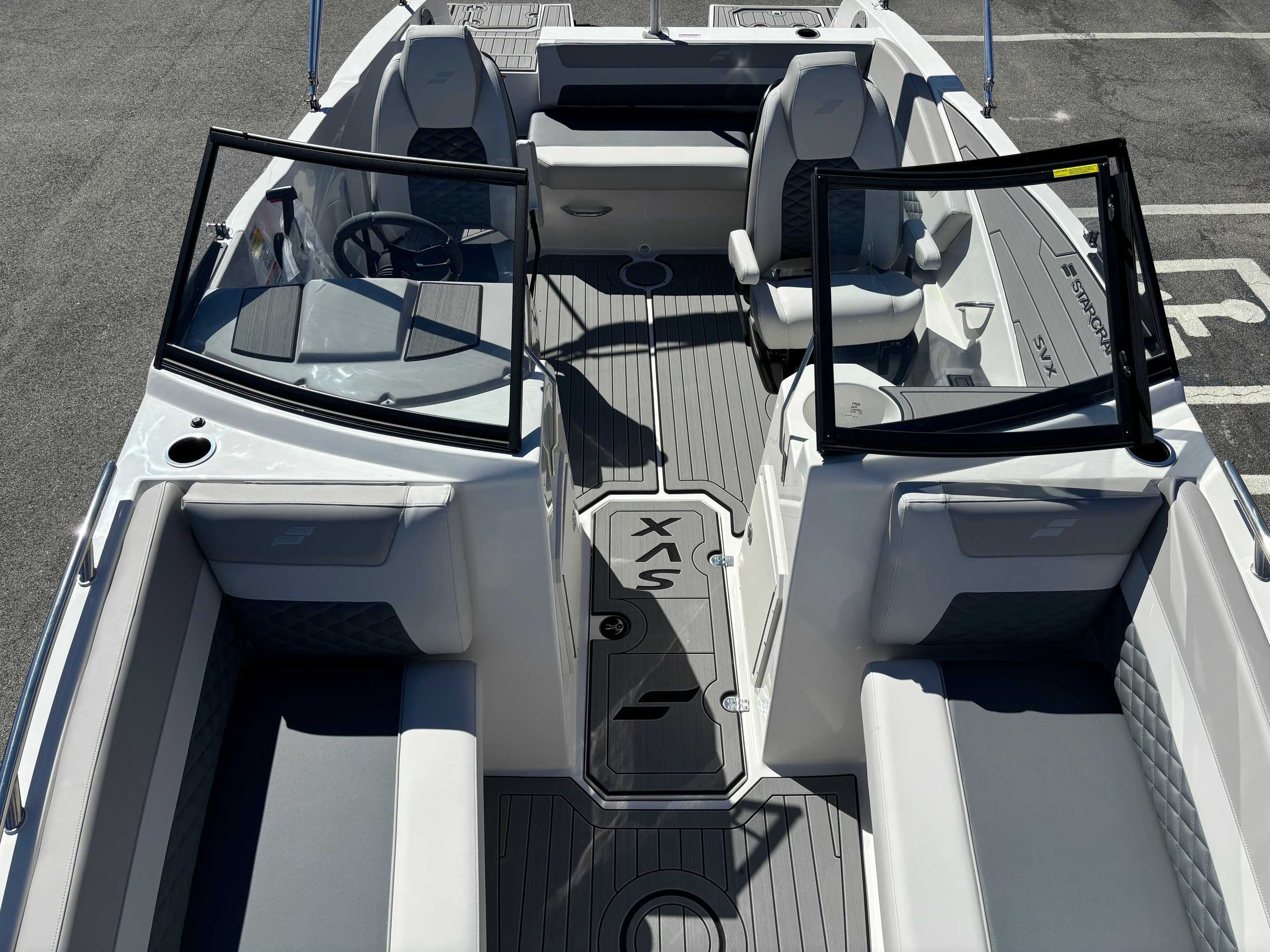 Starcraft SVX 210