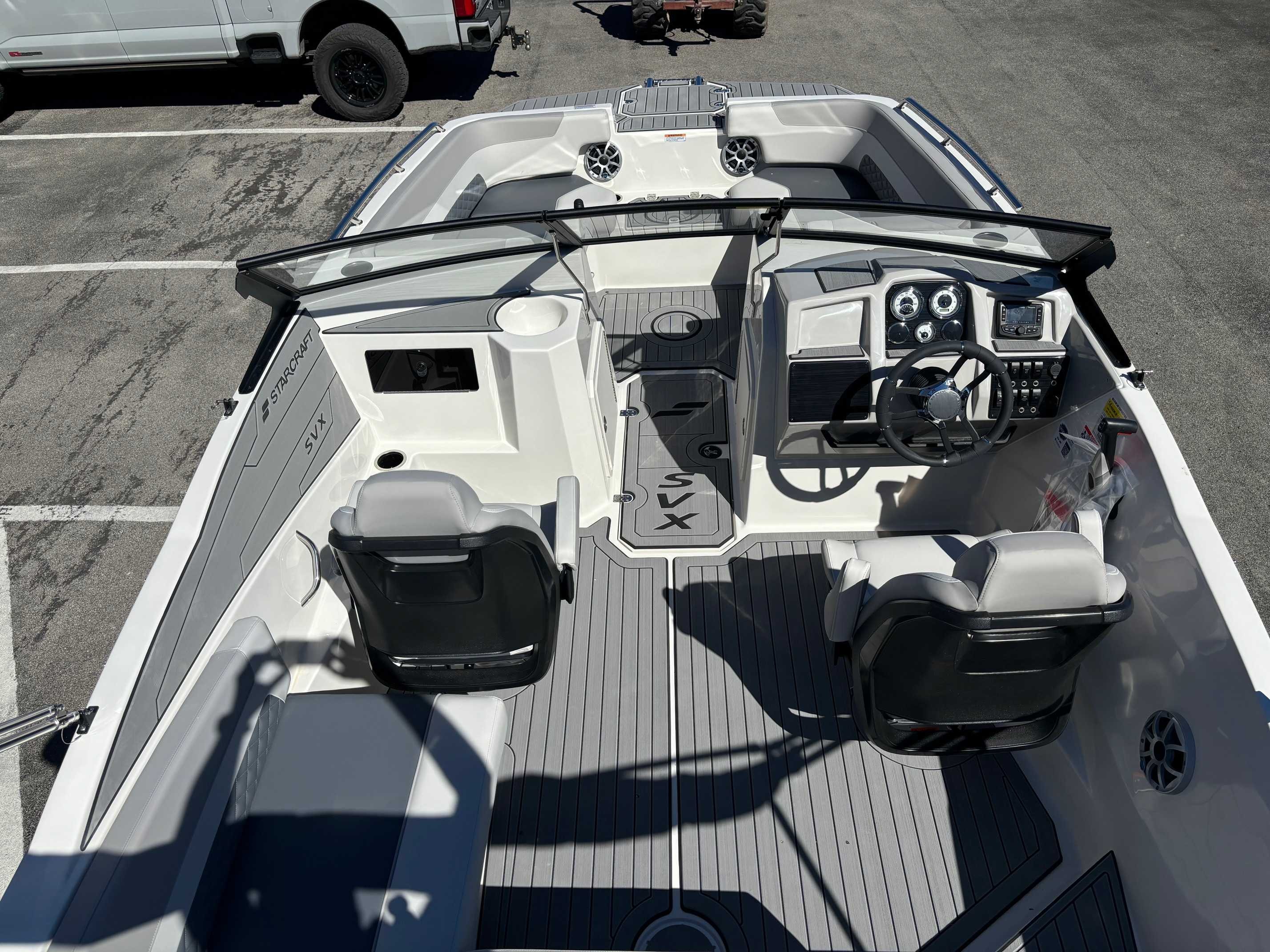Starcraft SVX 210