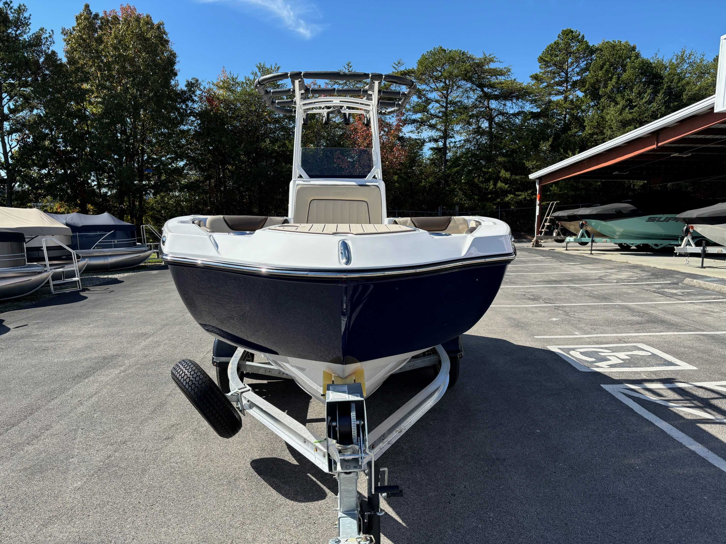 Yamaha Boats 222 FSH Sport