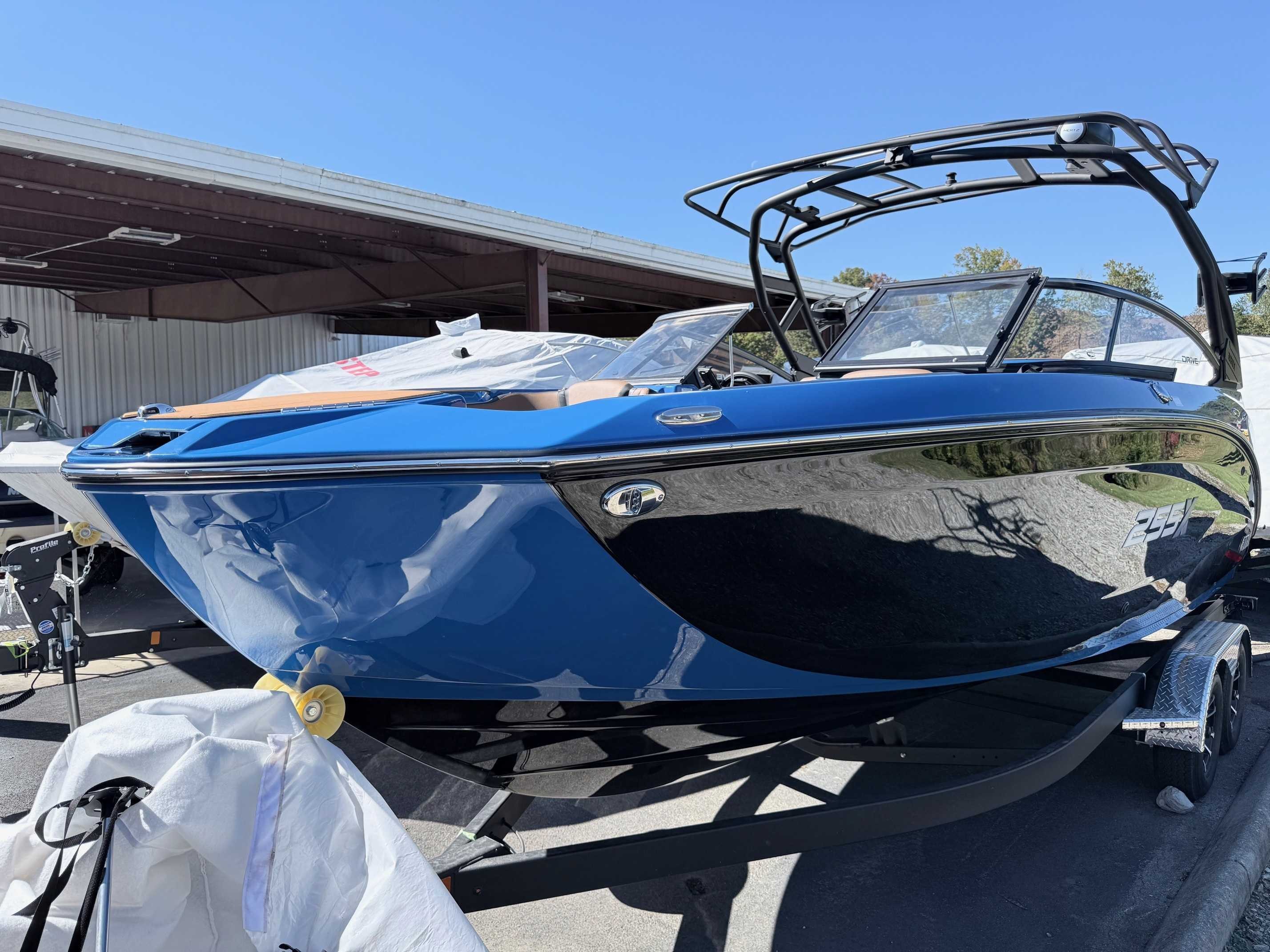 Yamaha Boats 255XD