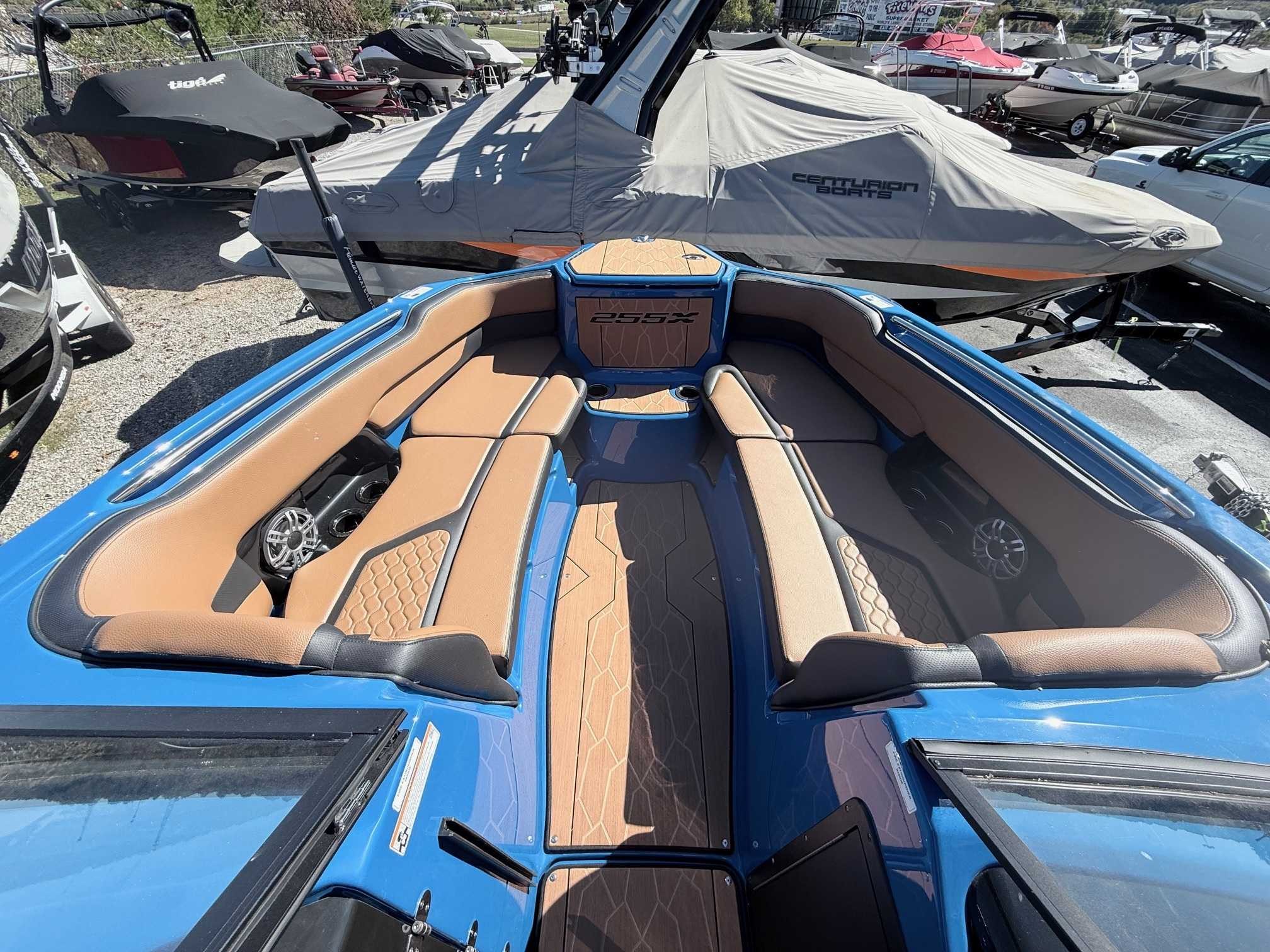 Yamaha Boats 255XD