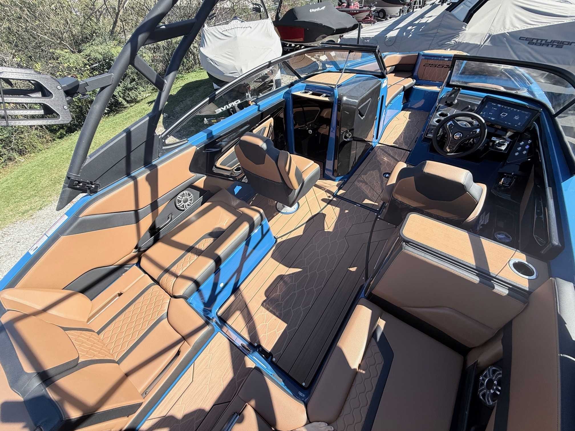 Yamaha Boats 255XD